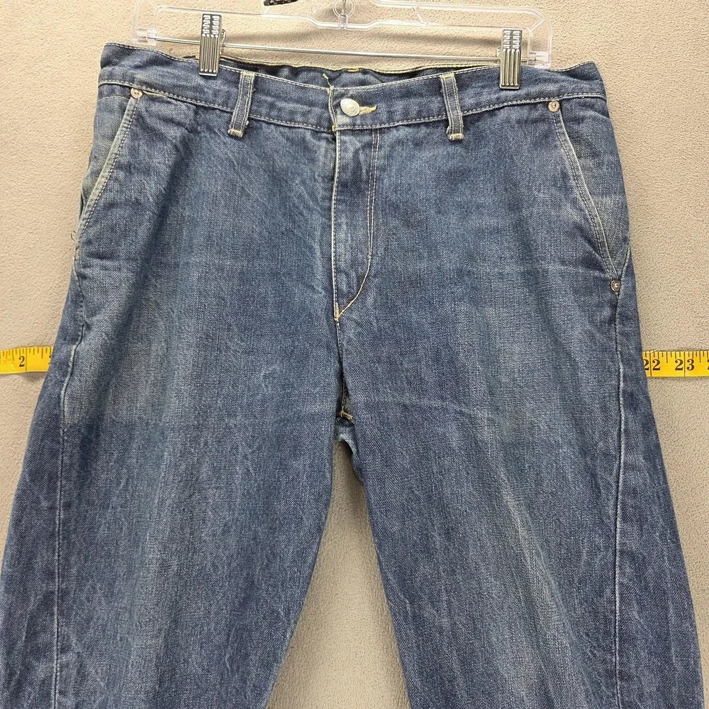 Levis 12668 important